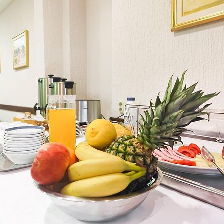 B&B villa IVONA 2 Baška Voda Exteriör bild
