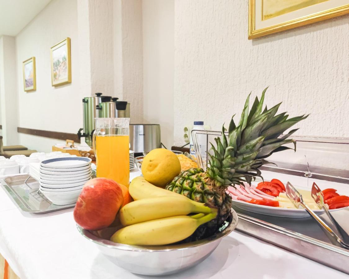 B&B villa IVONA 2 Baška Voda Exteriör bild