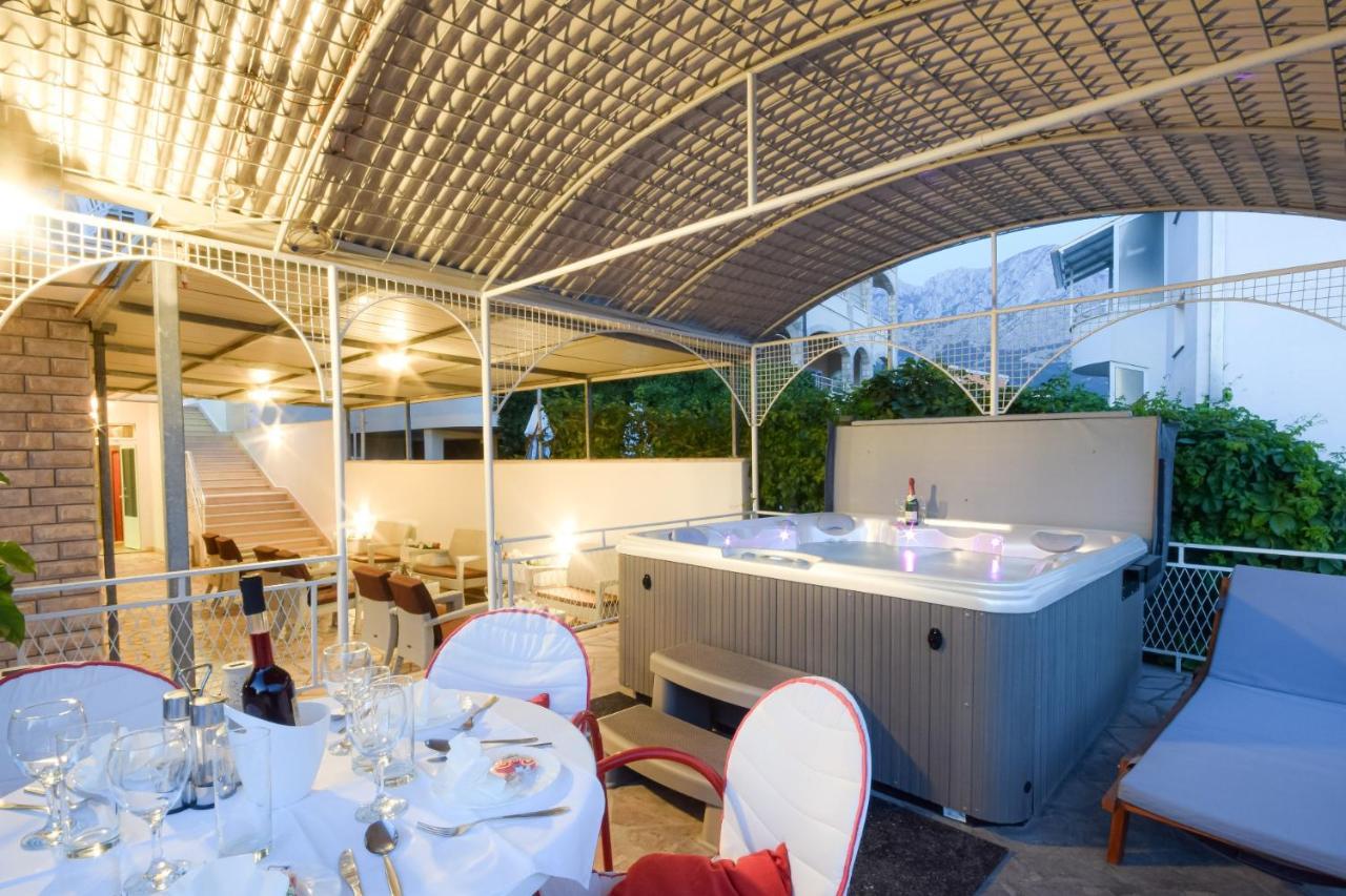 B&B villa IVONA 2 Baška Voda Exteriör bild