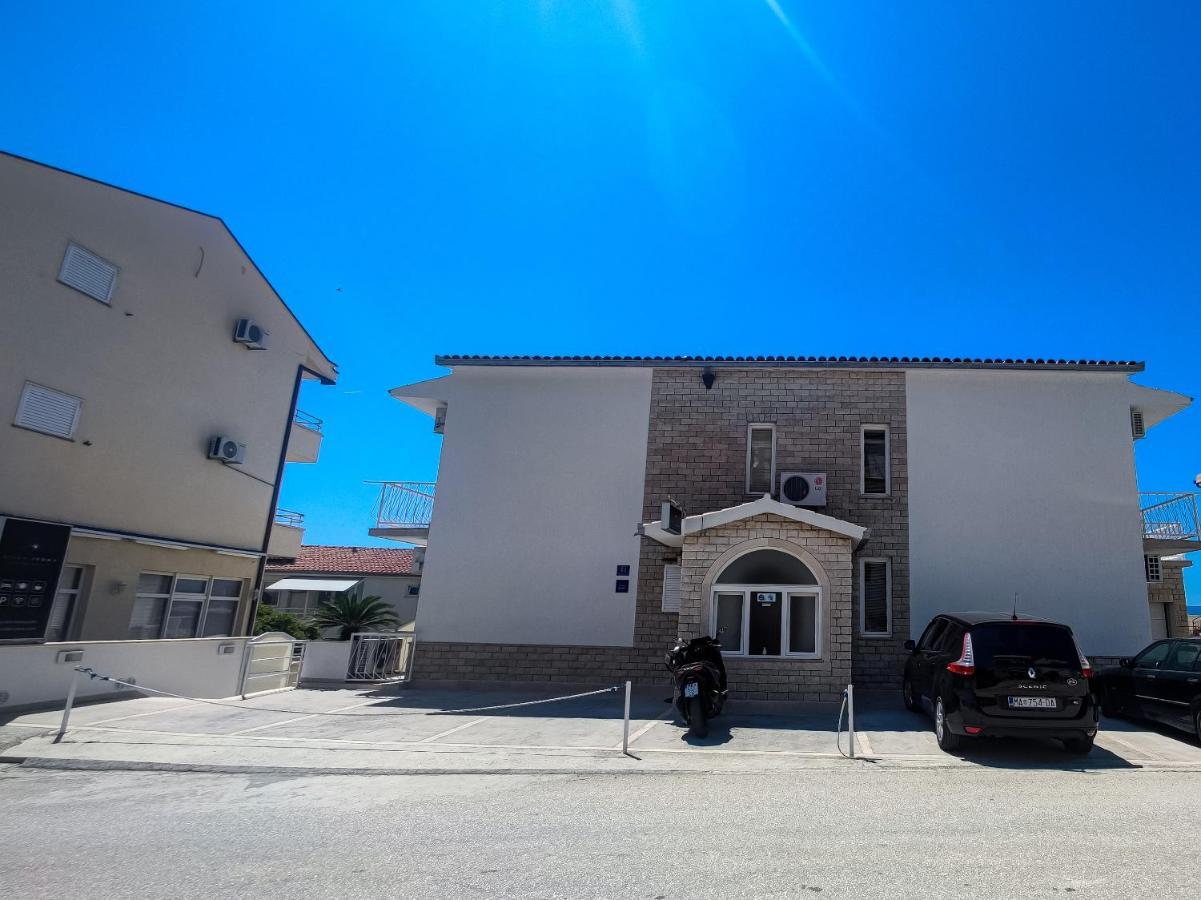 B&B villa IVONA 2 Baška Voda Exteriör bild